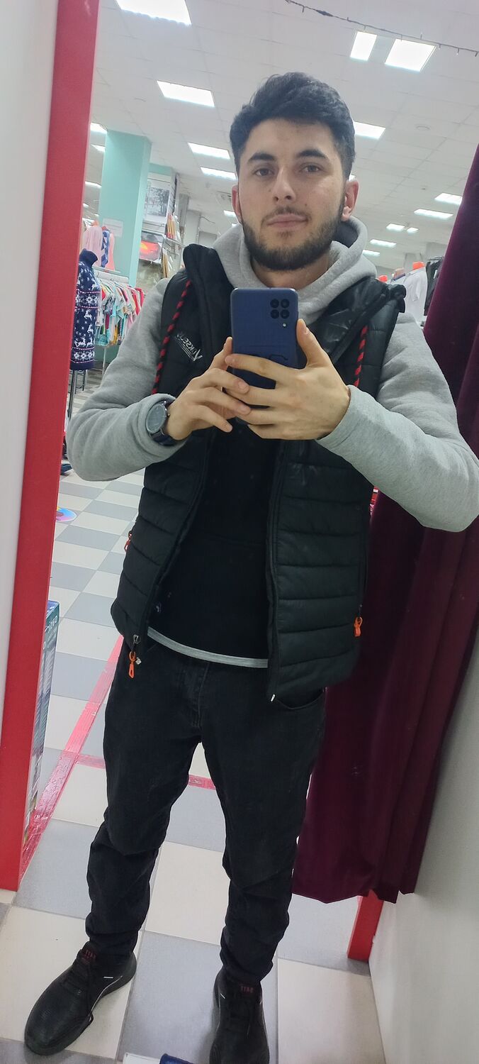  28054790  Nekhayet, 25 ,    