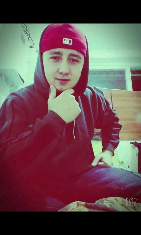  30336730  Shamil, 28 ,    