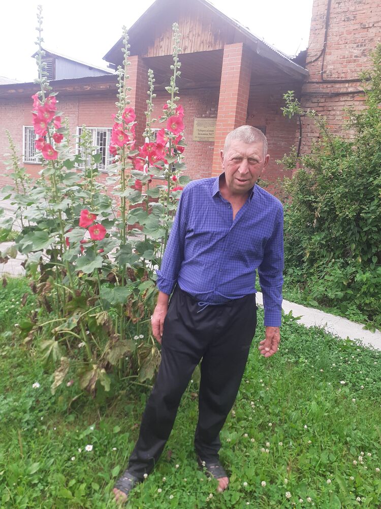 44426130  Alecsandr, 59 ,    