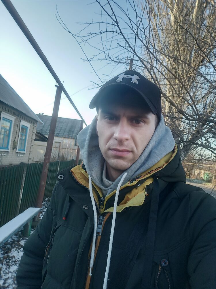  40201440  Andrey, 28 ,    