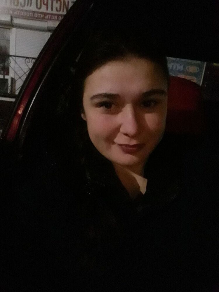  48139660  , 28 ,    