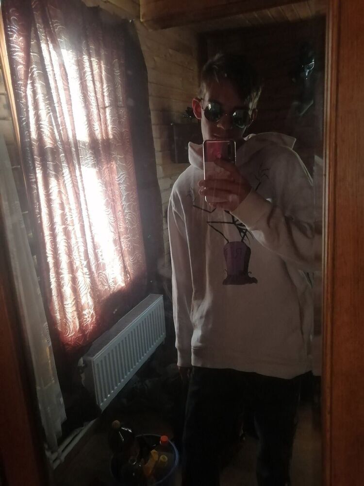  44152890  , 20 ,    
