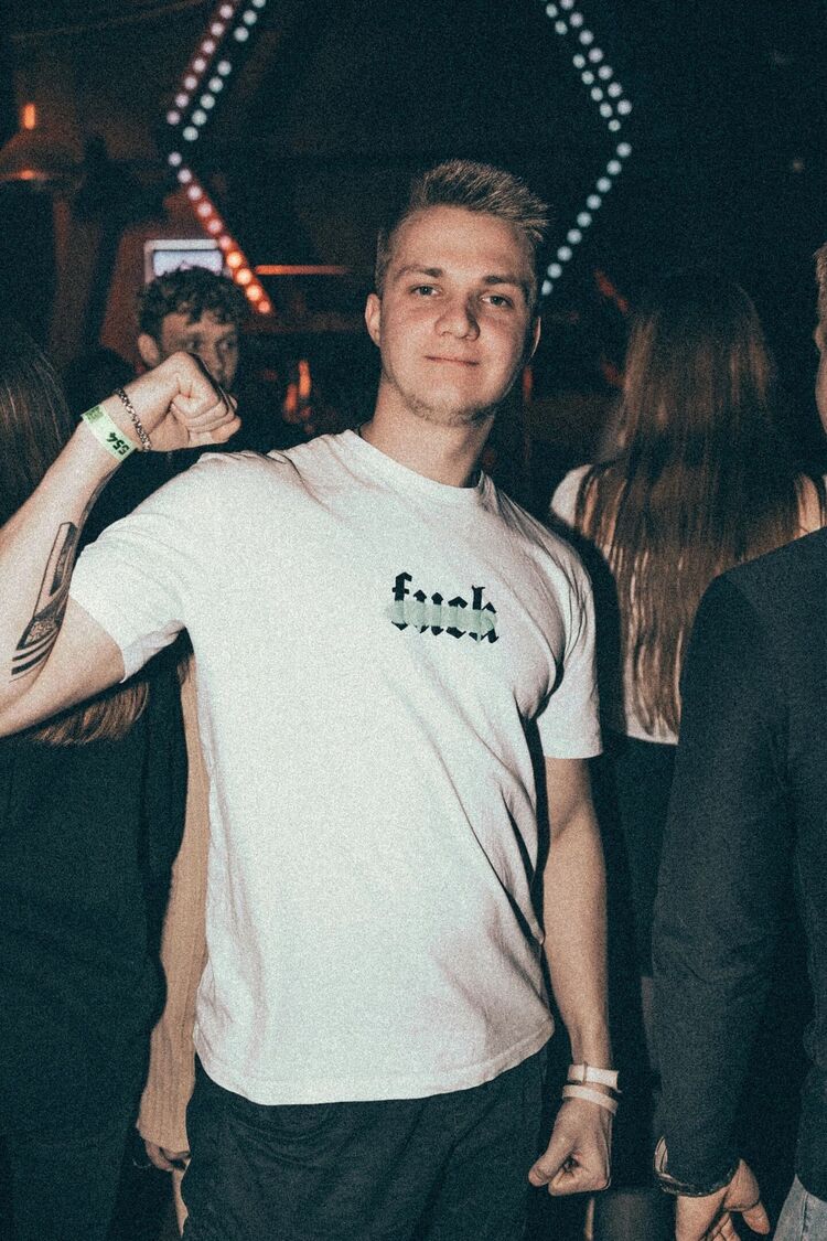  ,   , 26 ,   