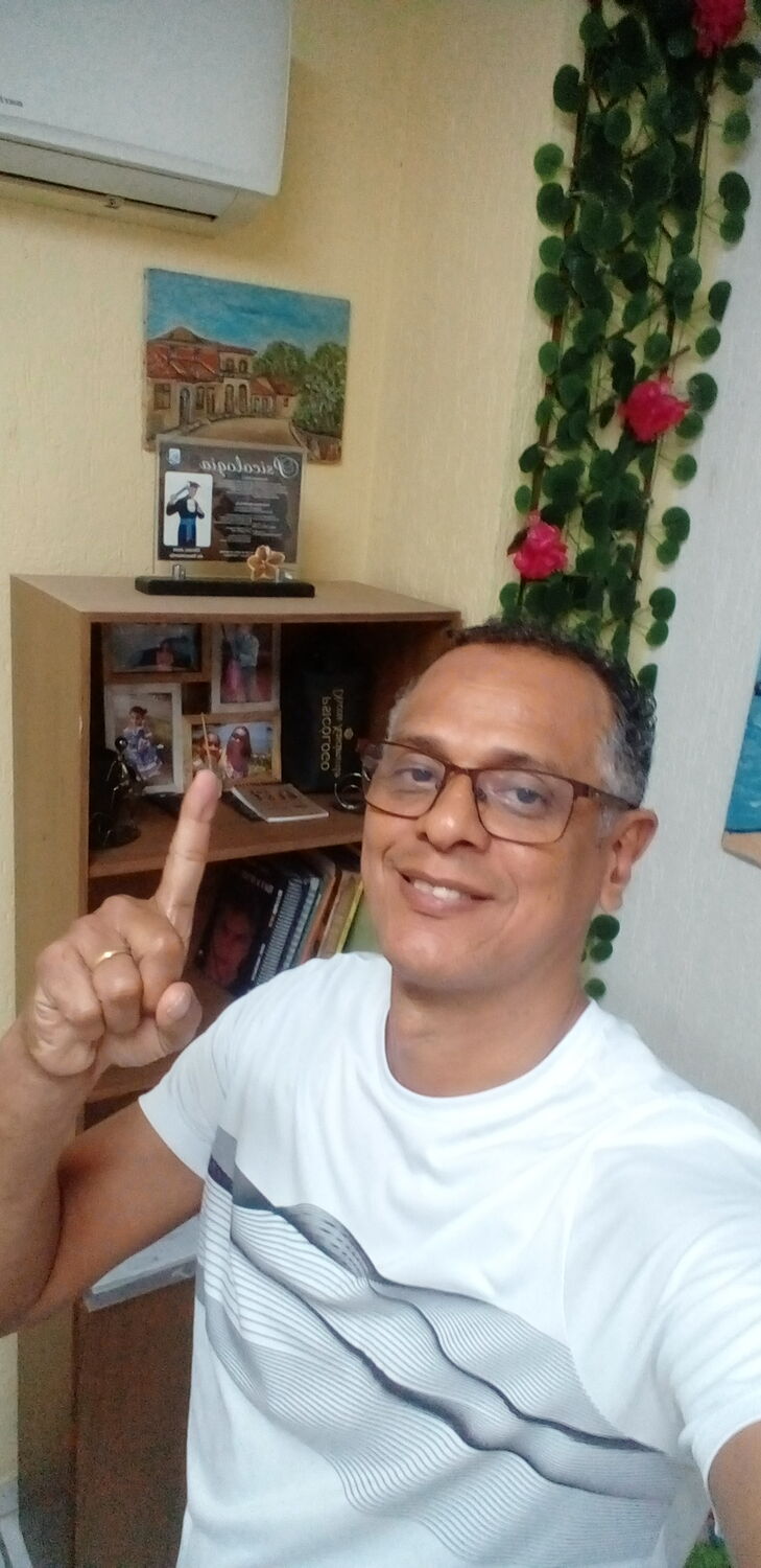  40768480  Dirceu, 54 ,    