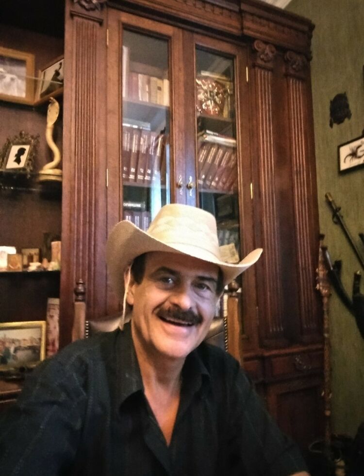 ���������� ����, ���� ������� StoneLion, 57 ���, ������������ ��� ������, ����� � ���������, c�������� ���������