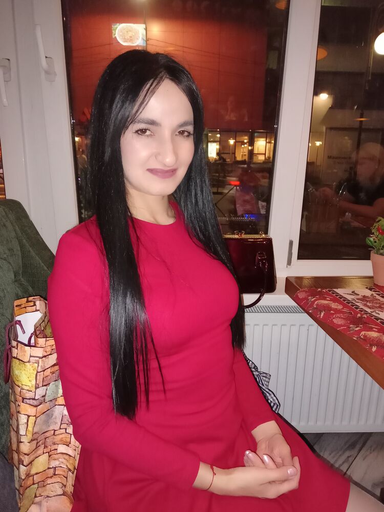  52976510  , 35 ,    