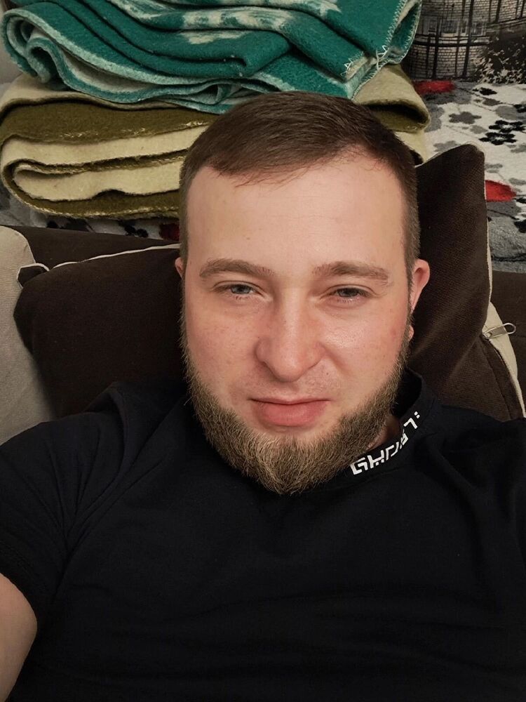  39058220  , 33 ,    