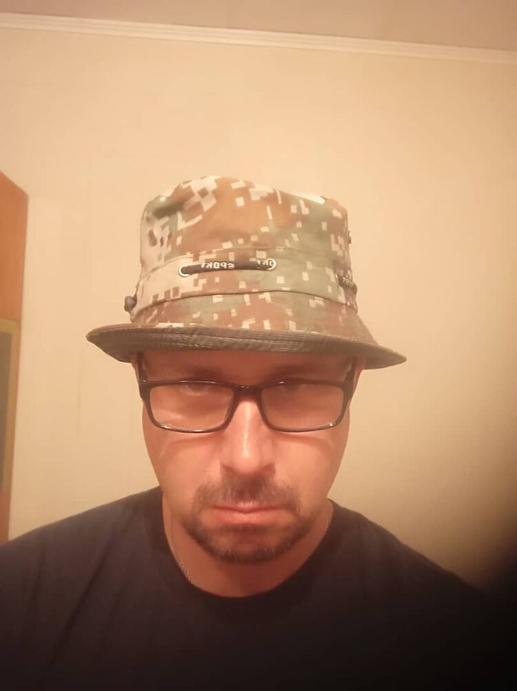  35990460  , 47 ,    