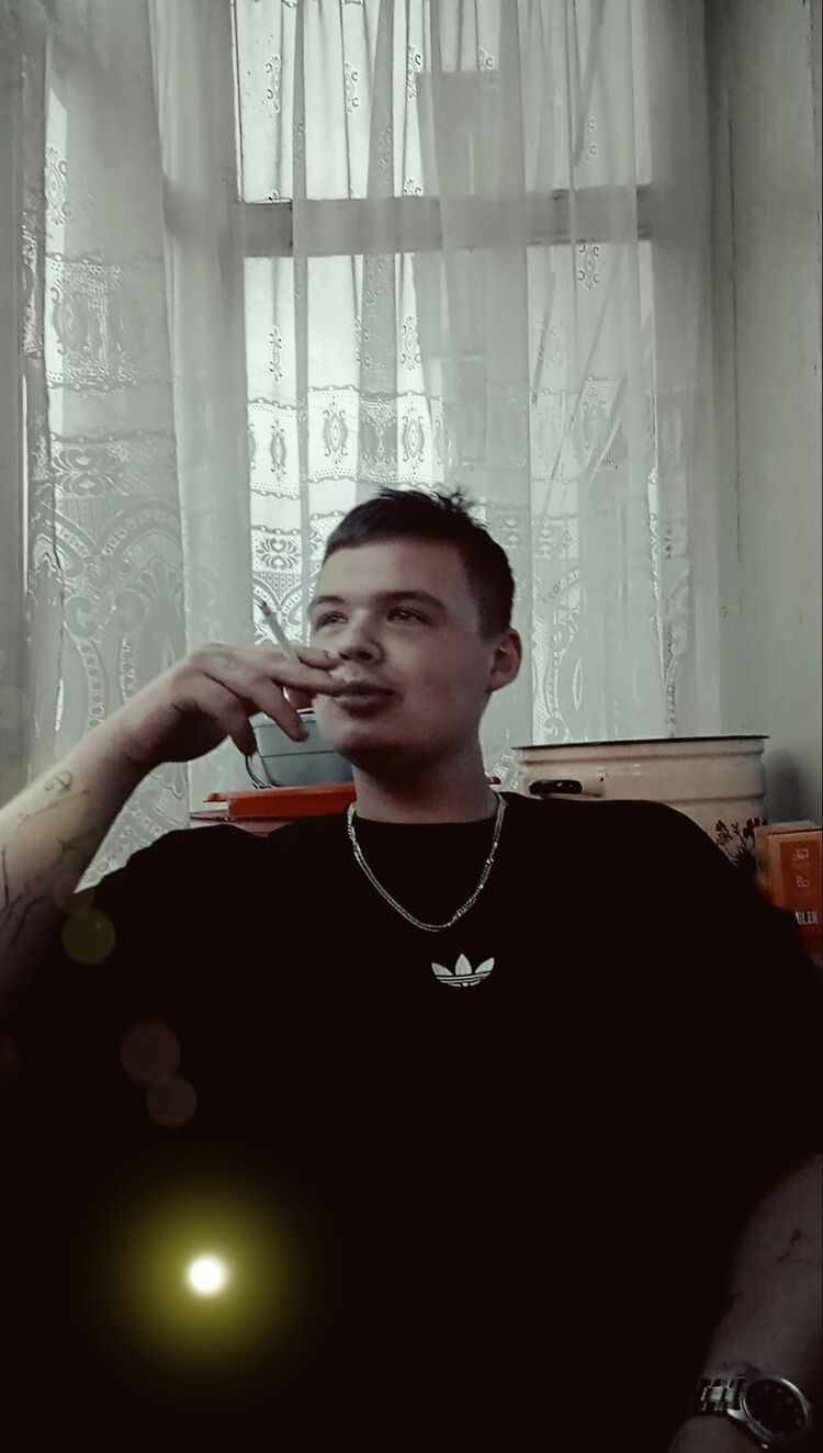  45574600  Vladimir, 25 ,    