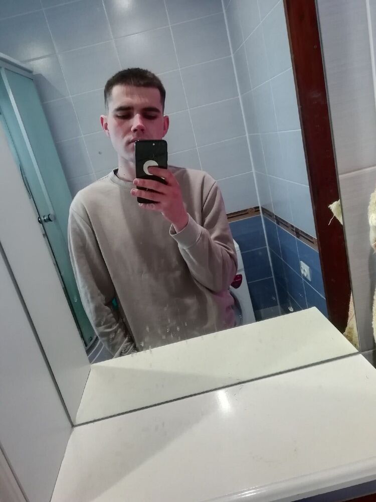  43588610  , 22 ,    