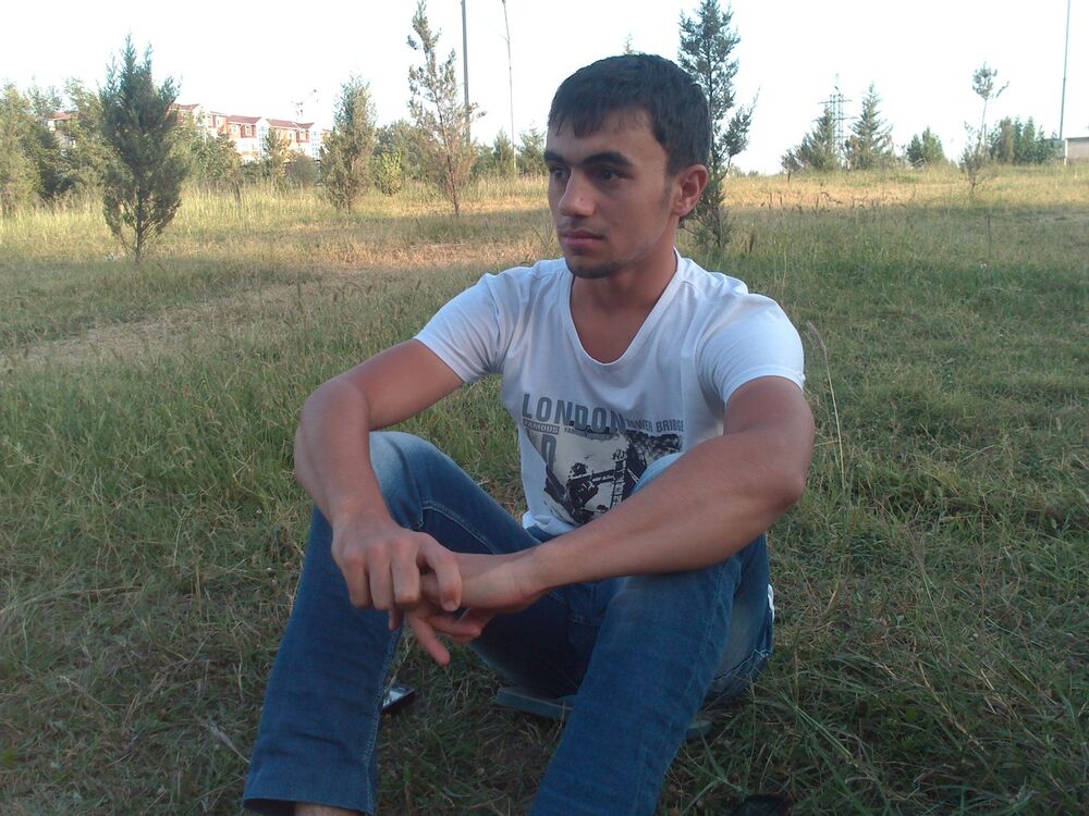  ,   ALISHER, 32 ,   