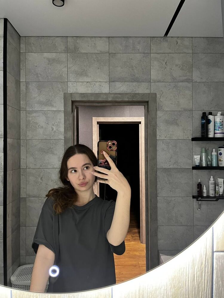 46208290  , 21 ,    Deleted