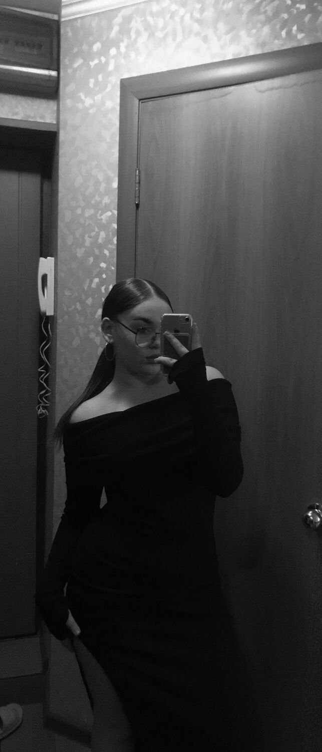  ,   Anastasia, 20 ,     , c , 