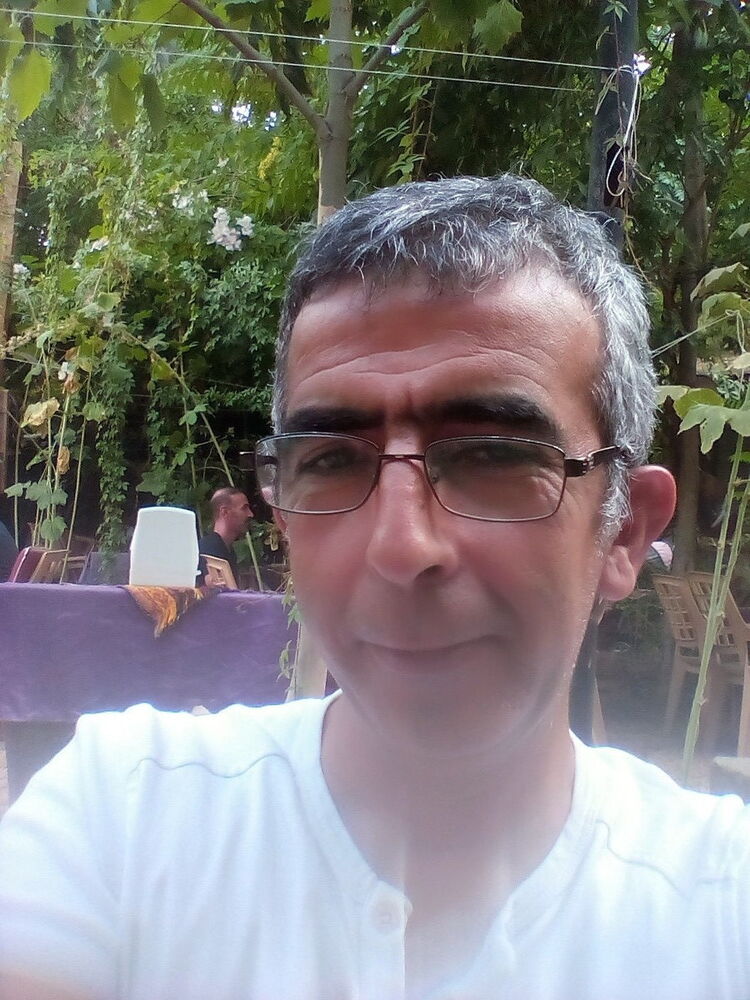  15715620  Erkan, 54 ,    
