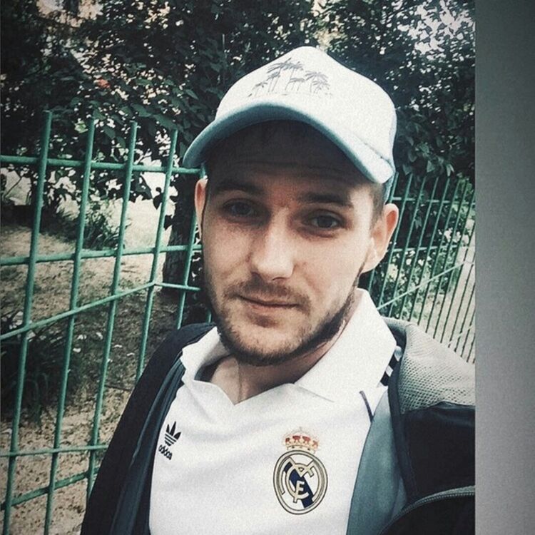 ���� 24711220 ������� �����, 33 ����, ���� ���������� � ����������