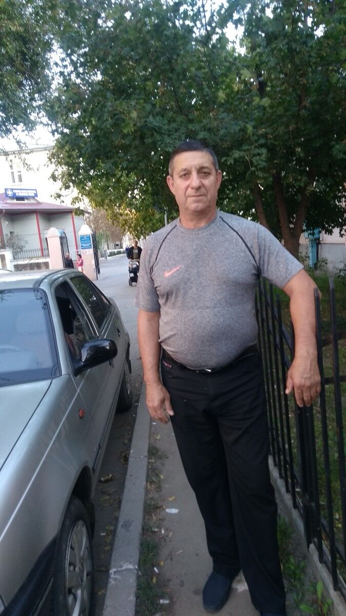  14261630  Dmitri, 59 ,    