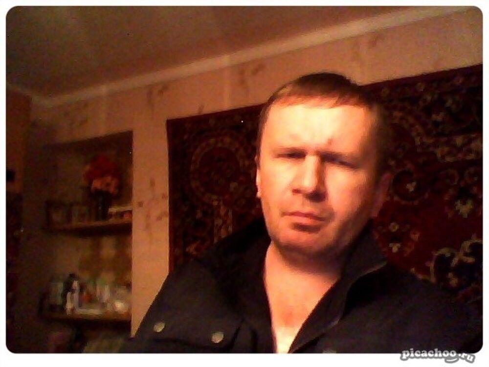  8962980  Vladimir, 49 ,    