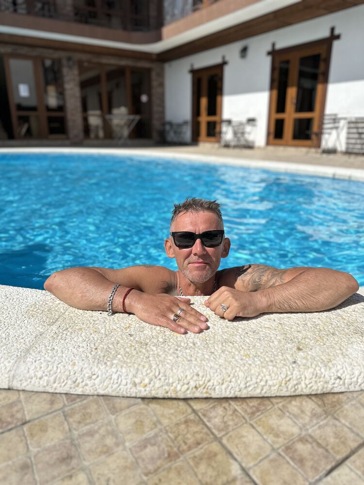  Walvisbaai,   Vitalii, 45 ,   ,   