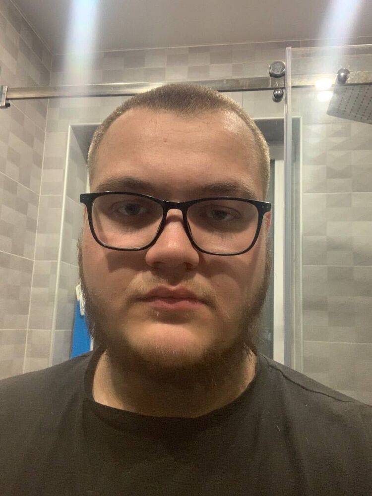  41711380  , 22 ,    