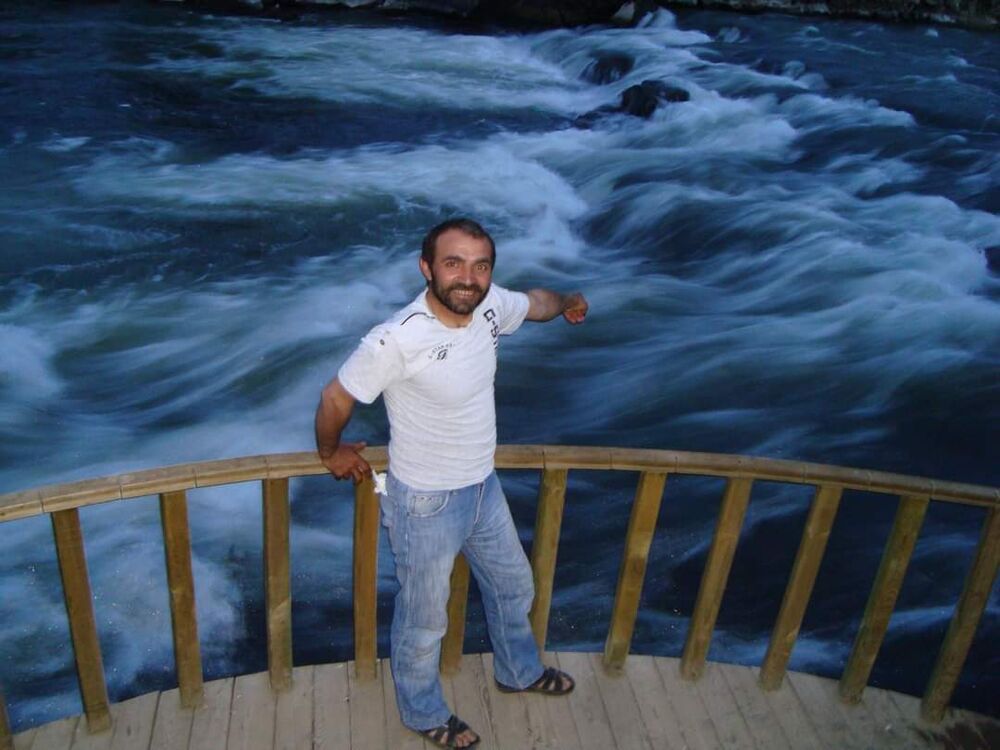  26055670  Murat, 51 ,    