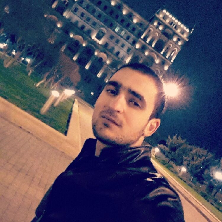  9197080  Stavro, 35 ,    