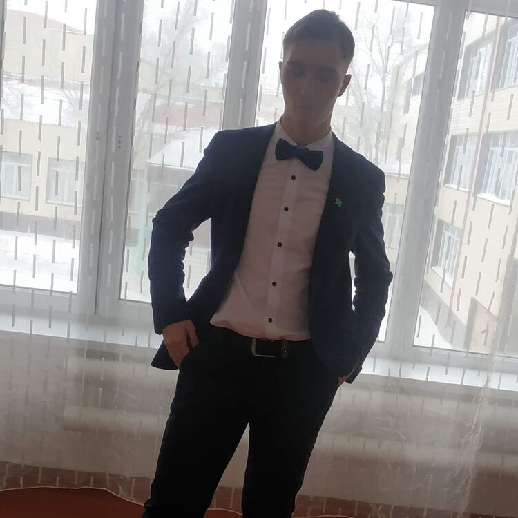  40153630  , 22 ,    