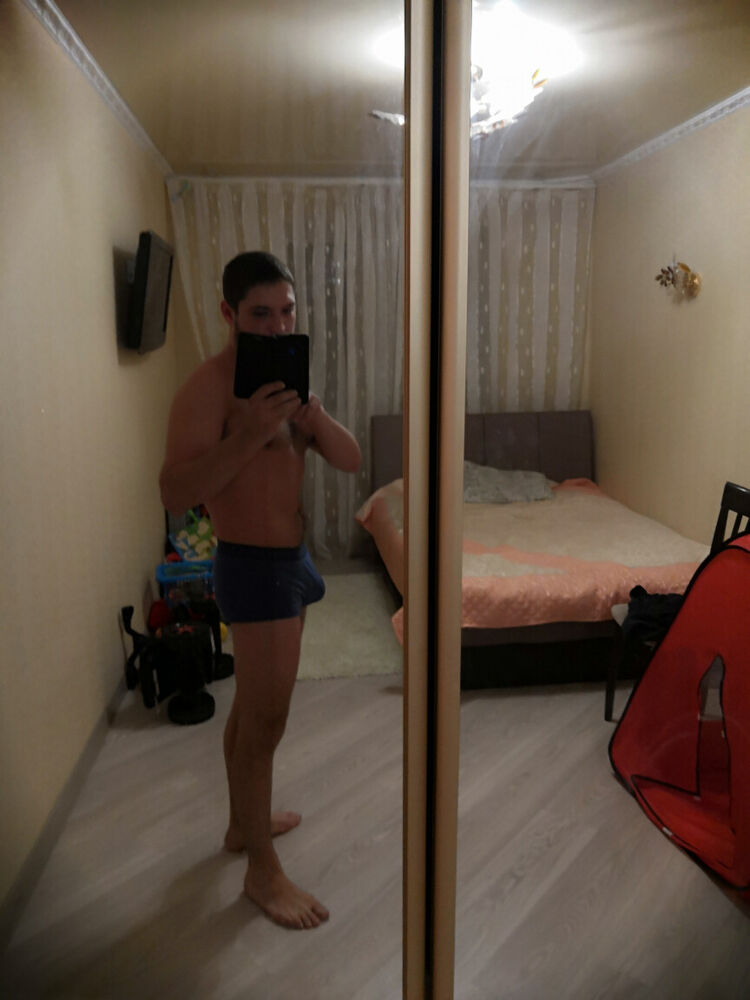  21702840  , 33 ,    