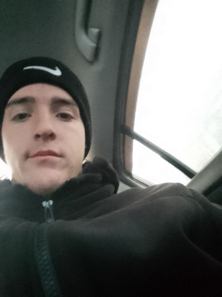  ,   Maks, 27 ,   ,   