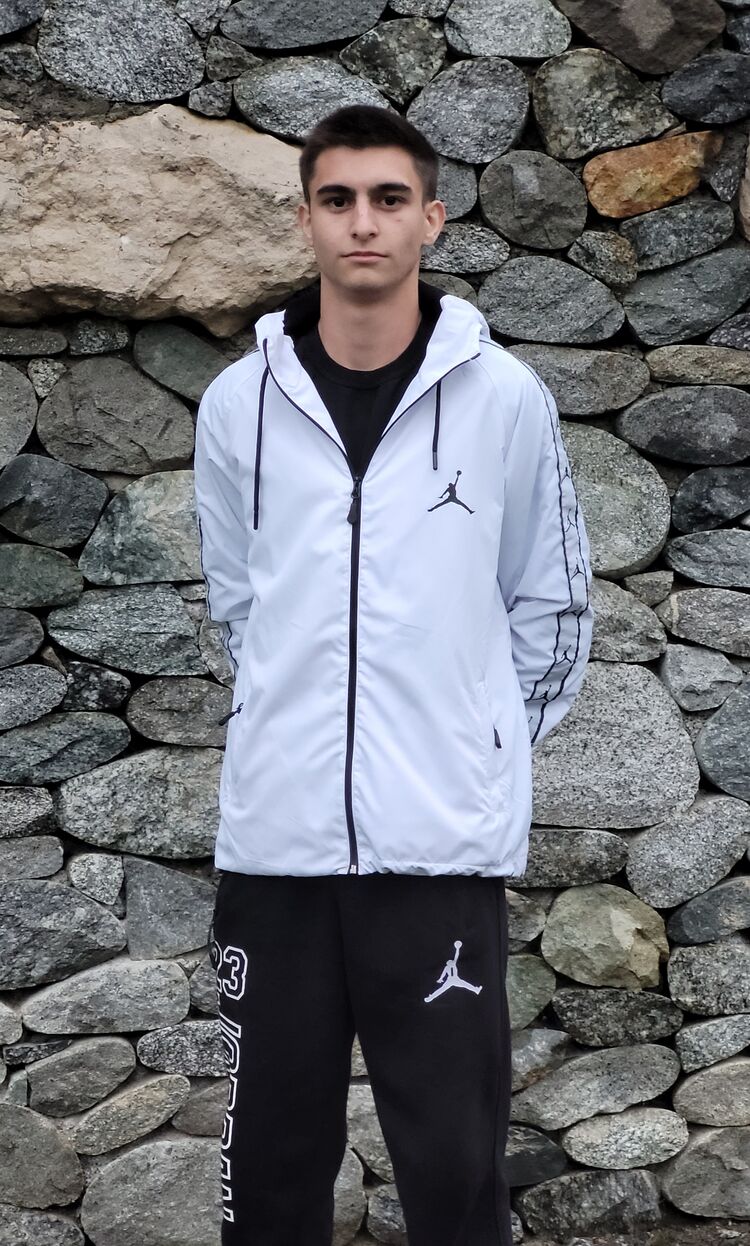  27411300  Marat, 22 ,    