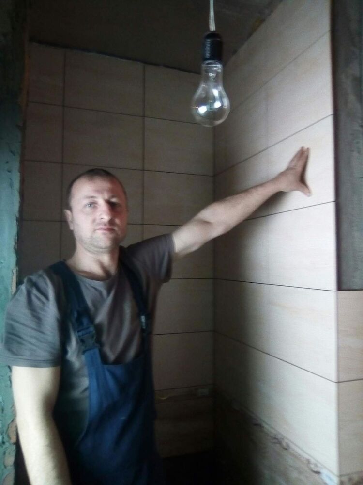  33017790  Sergey, 43 ,    