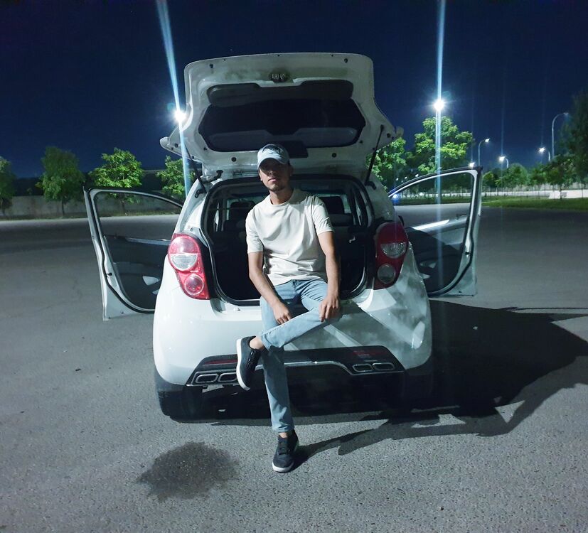  ,   Ali, 29 ,   ,   