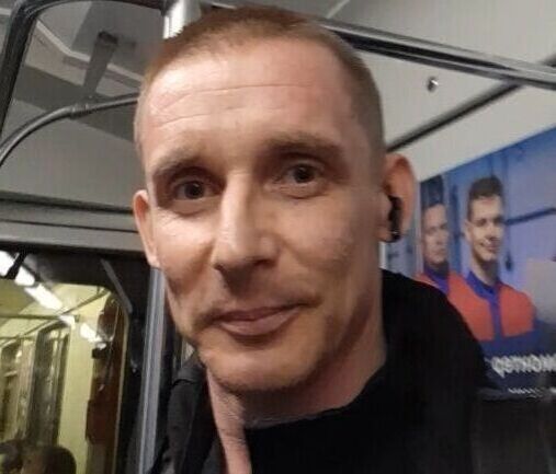  54252200  Vladimir, 40 ,    