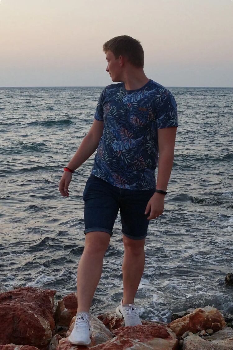 ���� 31945270 ������� ����������, 26 ���, ���� ���������� � �����-����������