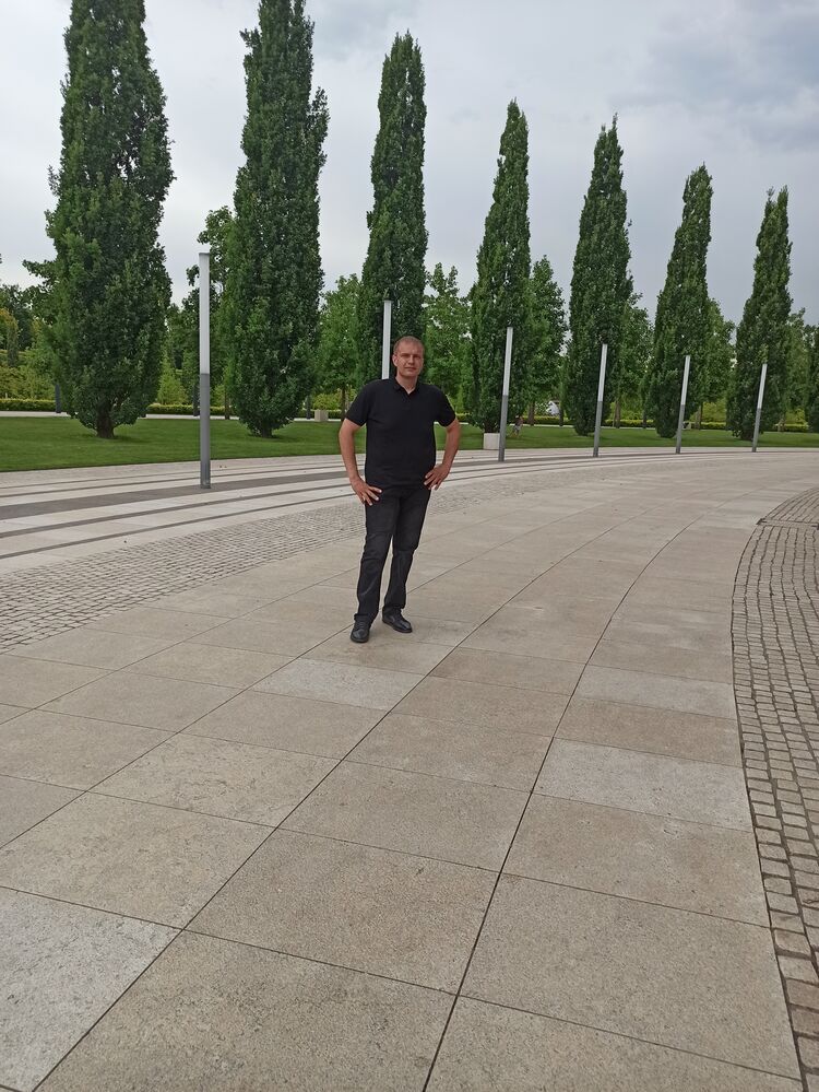  38047520  , 33 ,    --