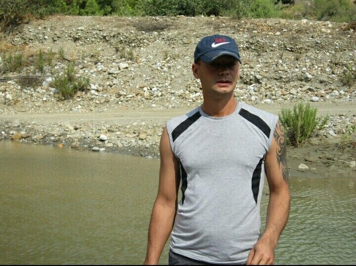  ,   Ruslan Sag, 40 ,   ,   , c 