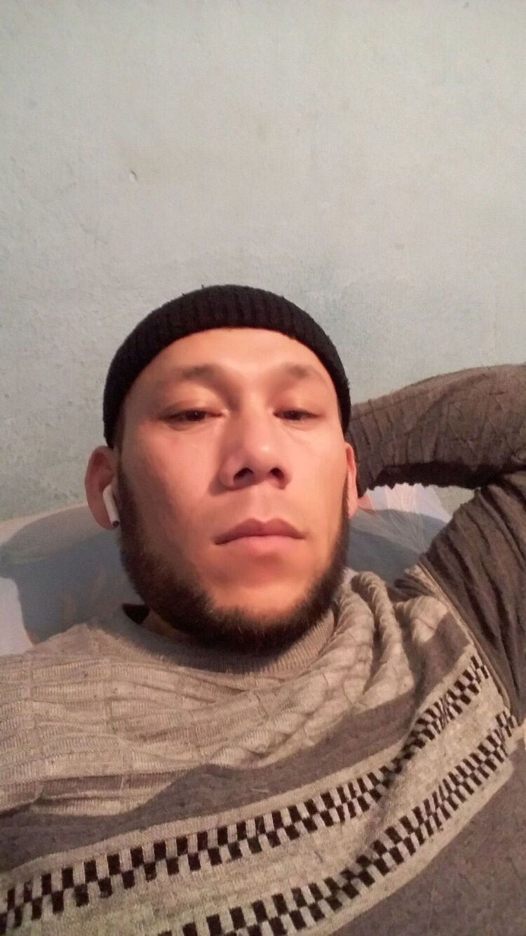  ,   Foziljon, 31 ,   ,   