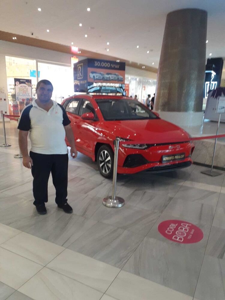  45372870  Rustam, 39 ,    