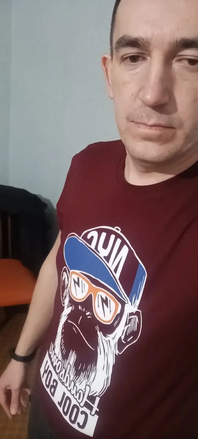  44848810  , 42 ,    