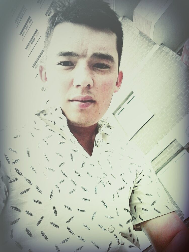  ,   Bobur, 32 ,   ,   , c 