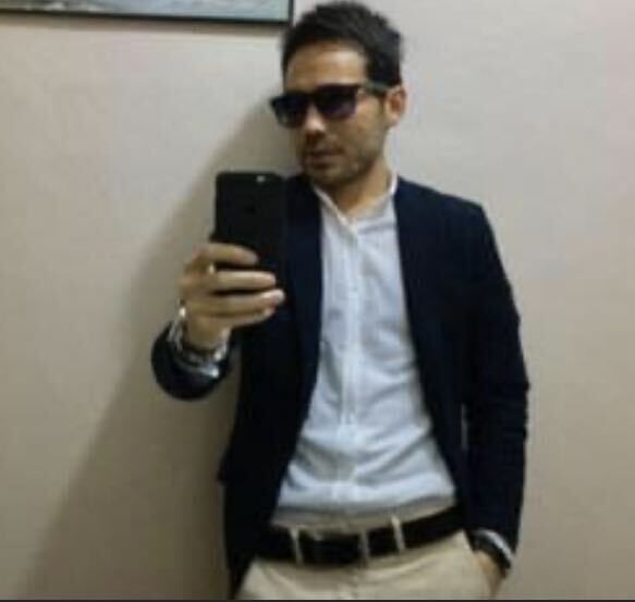  24102040  Ikram, 40 ,    