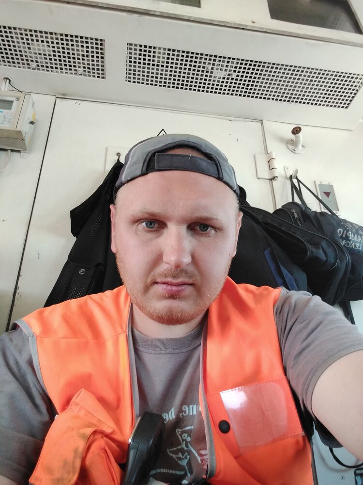  46281040  , 29 ,    