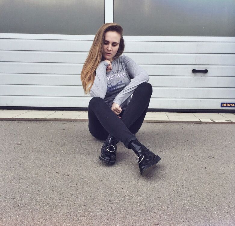  ,   Ecaterina, 30 ,  