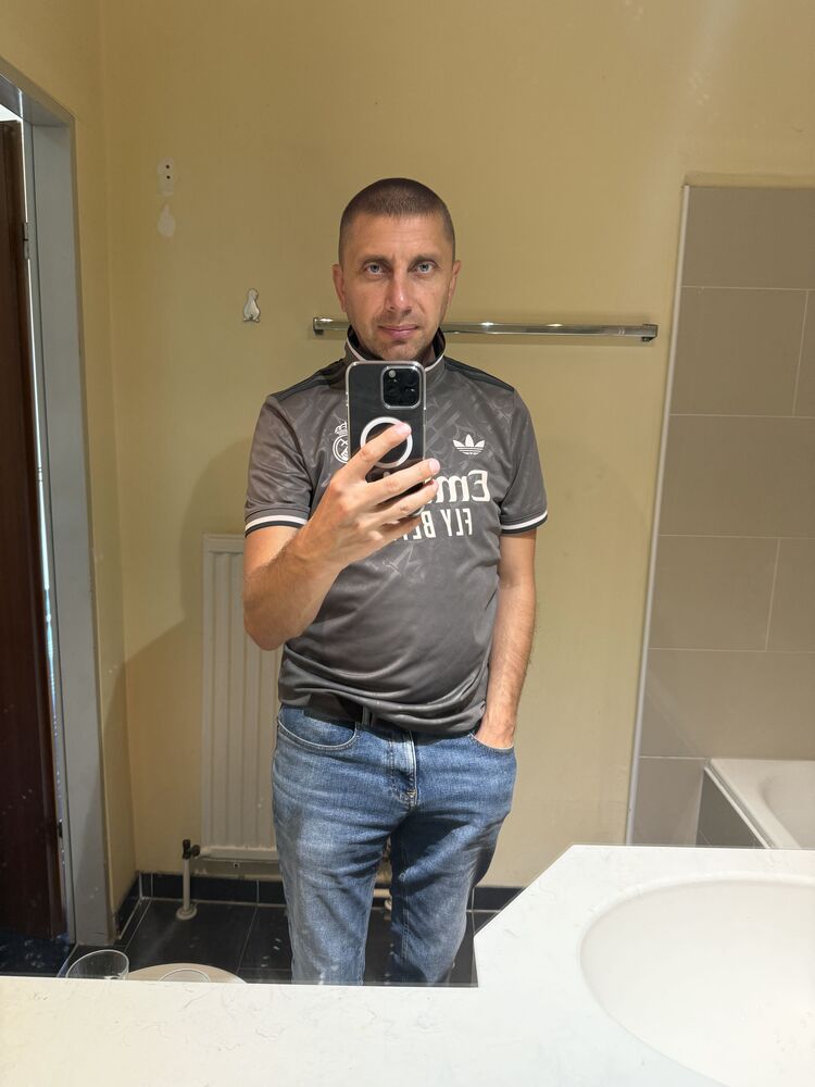  53667760  Aleksandr, 40 ,    Boblingen