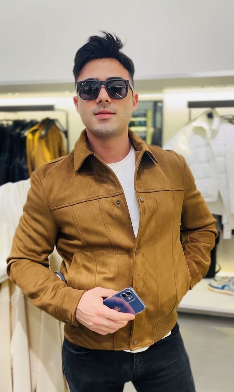  Cesme,   Mehmet, 34 ,   ,   