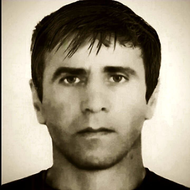  -,   Mika, 40 ,   ,   