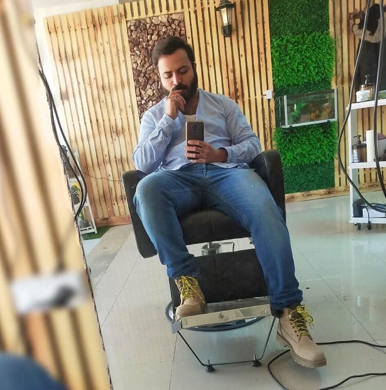  ,   Nour, 30 ,     , c 