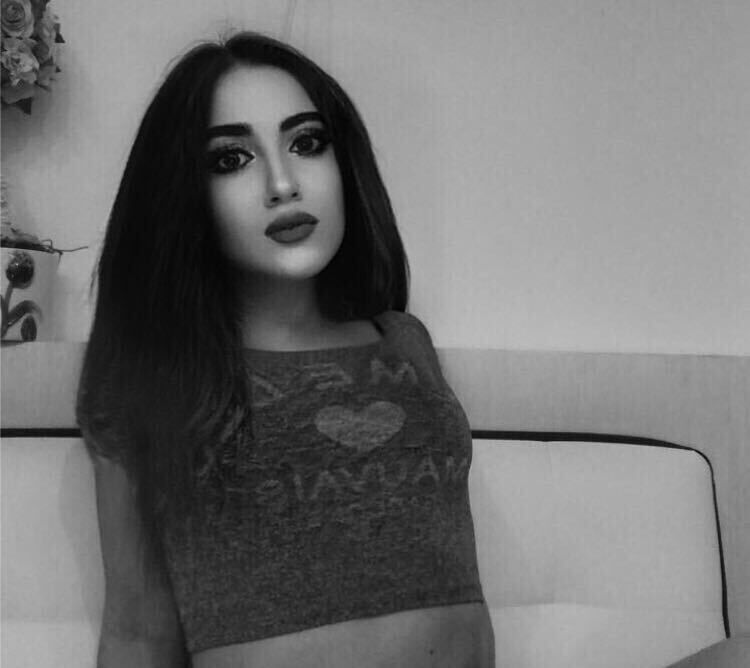  ,   Diana, 25 ,   ,   