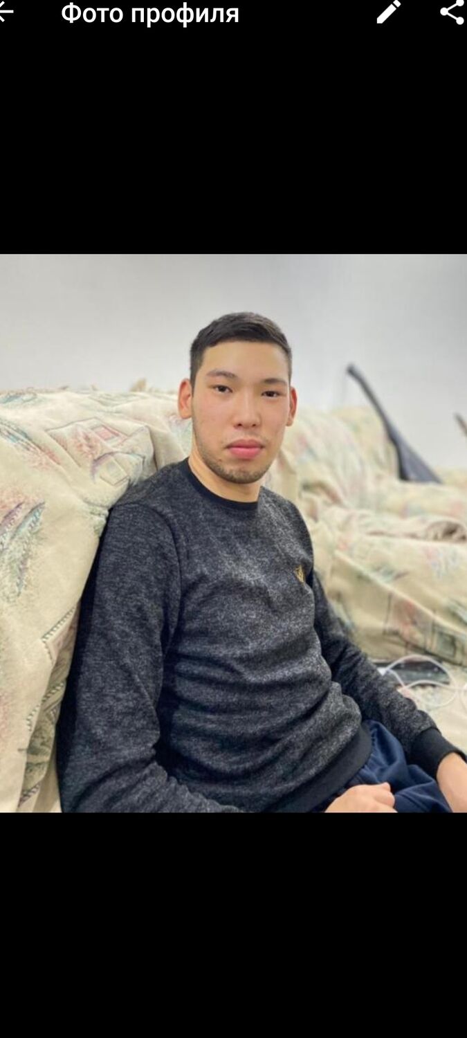  ,   Daniyar, 25 ,   ,   , c 