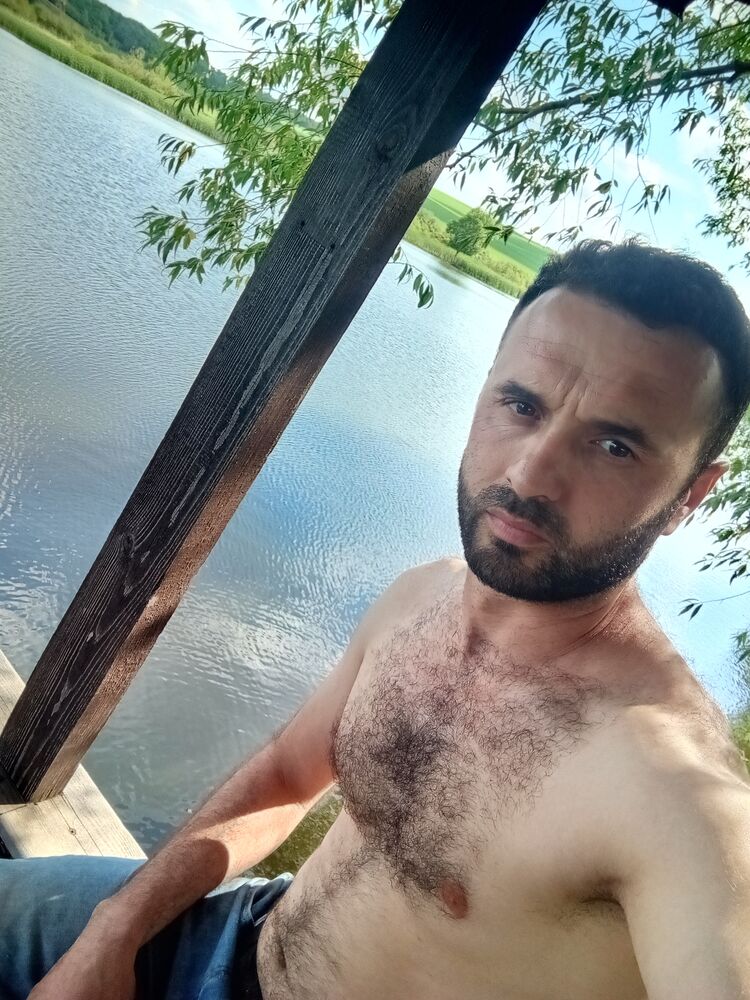  52374720  , 33 ,    