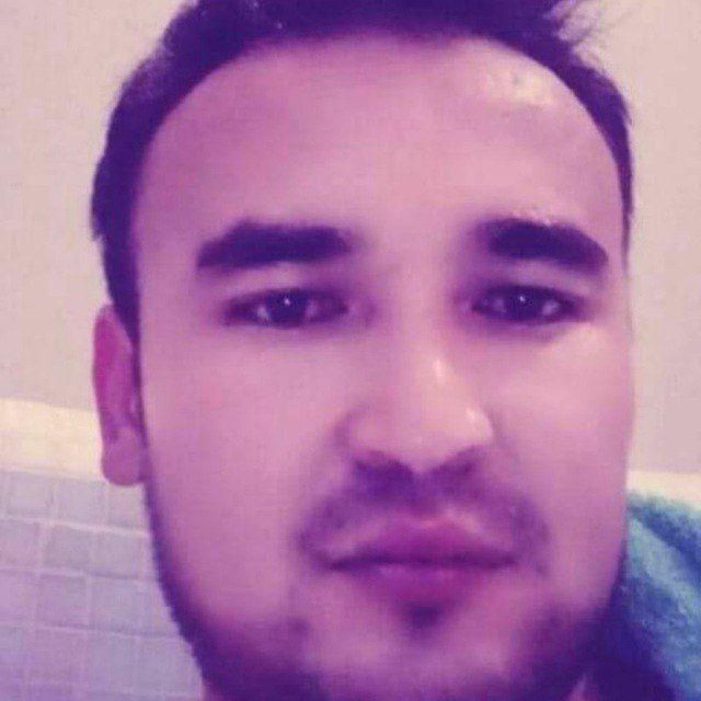 31527830  Inombek, 28 ,    